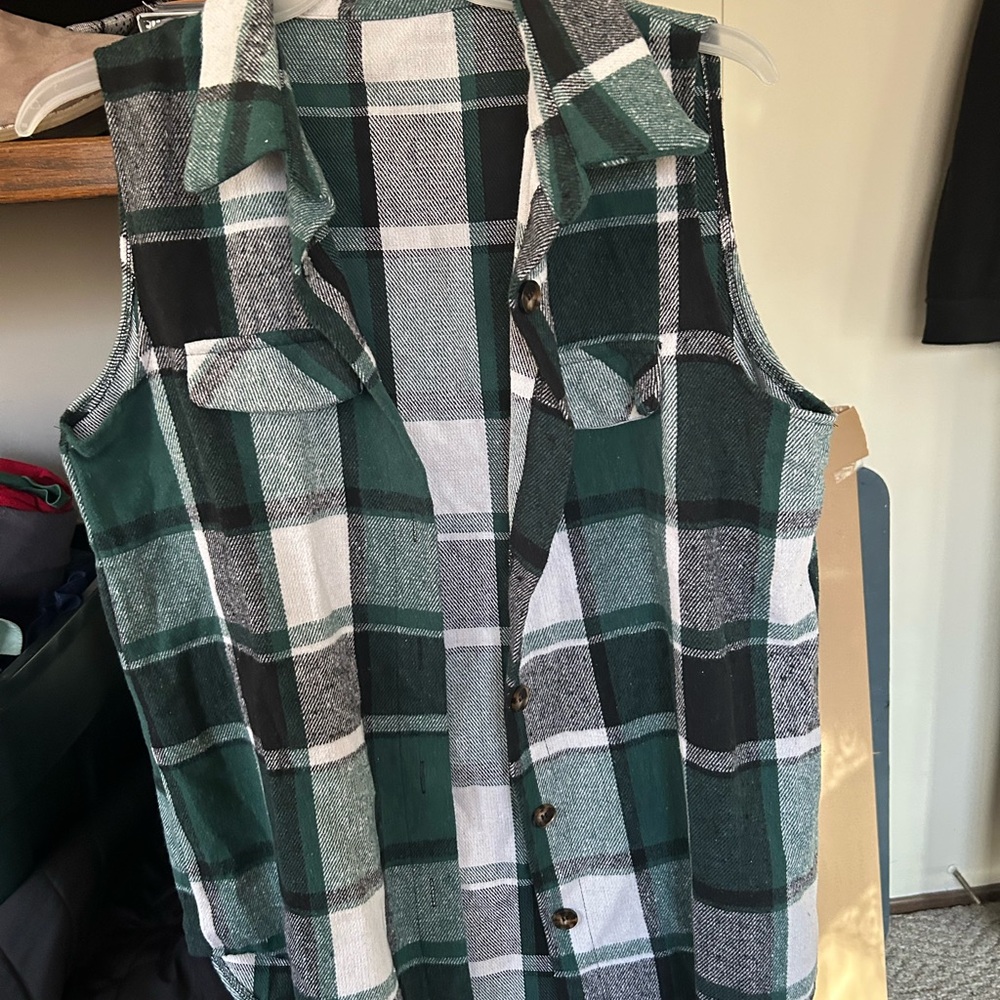 Plaid Sleeveless Button Down Shirt